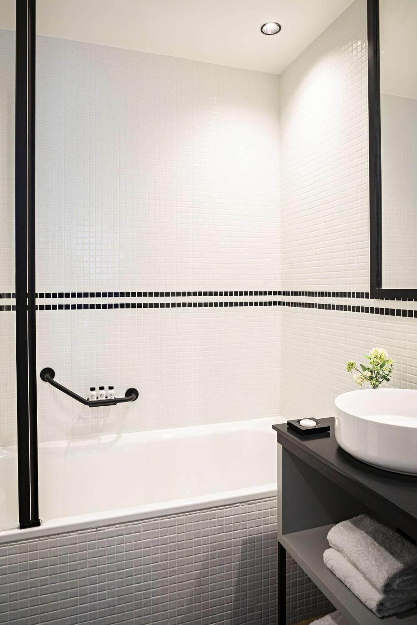 Best Western Premier The Blake Paris Gare Saint Lazare Kültér fotó